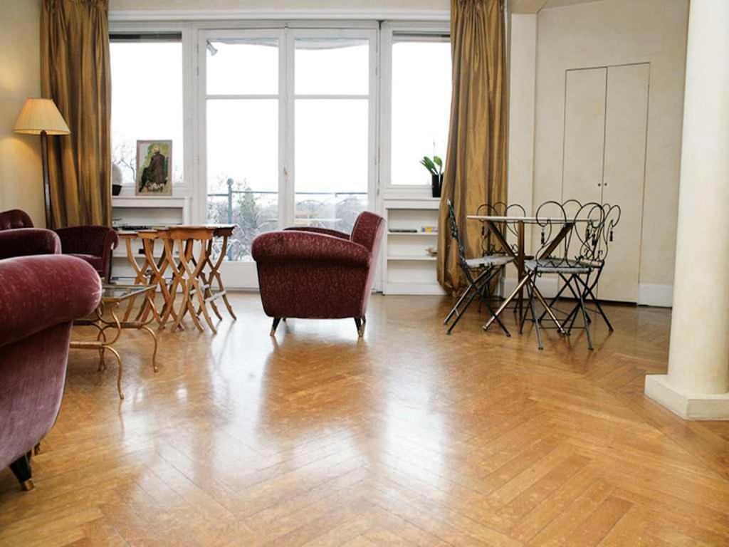 Appartement De Prestige Champs-Elysees Hotel Parigi