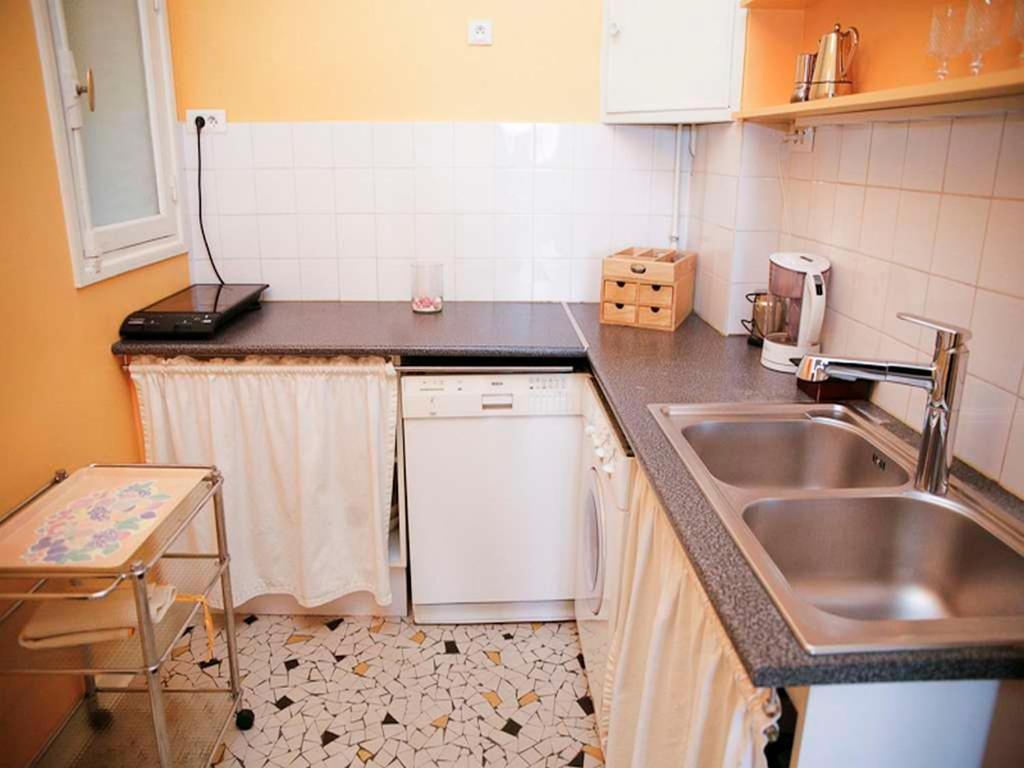 Hotel Appartement De Prestige Champs-Elysees 3*