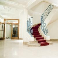 Appartement De Prestige Champs-Elysees Hotel 3*